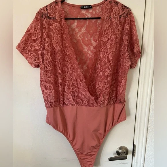 Pink plus size lace body suit - Picture 2 of 5